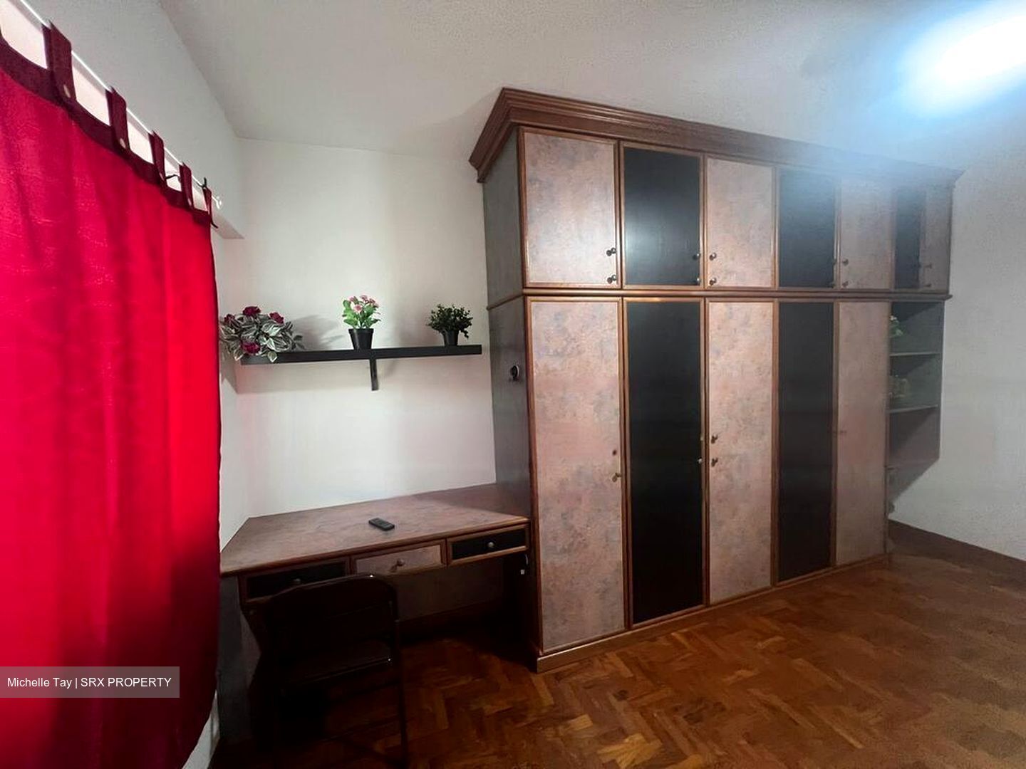 Melville Park (D18), Condominium #482312351